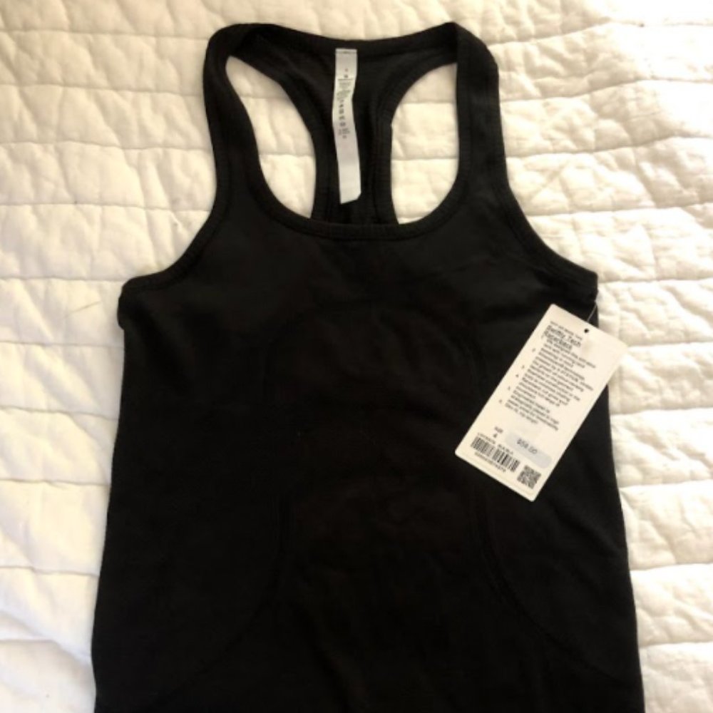 NWT Lululemon Swiftly Tech Tank 4